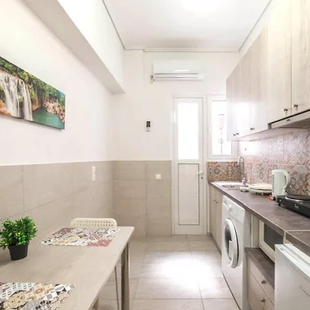 Lovely Apartment In The Center Of Athens Exterior photo