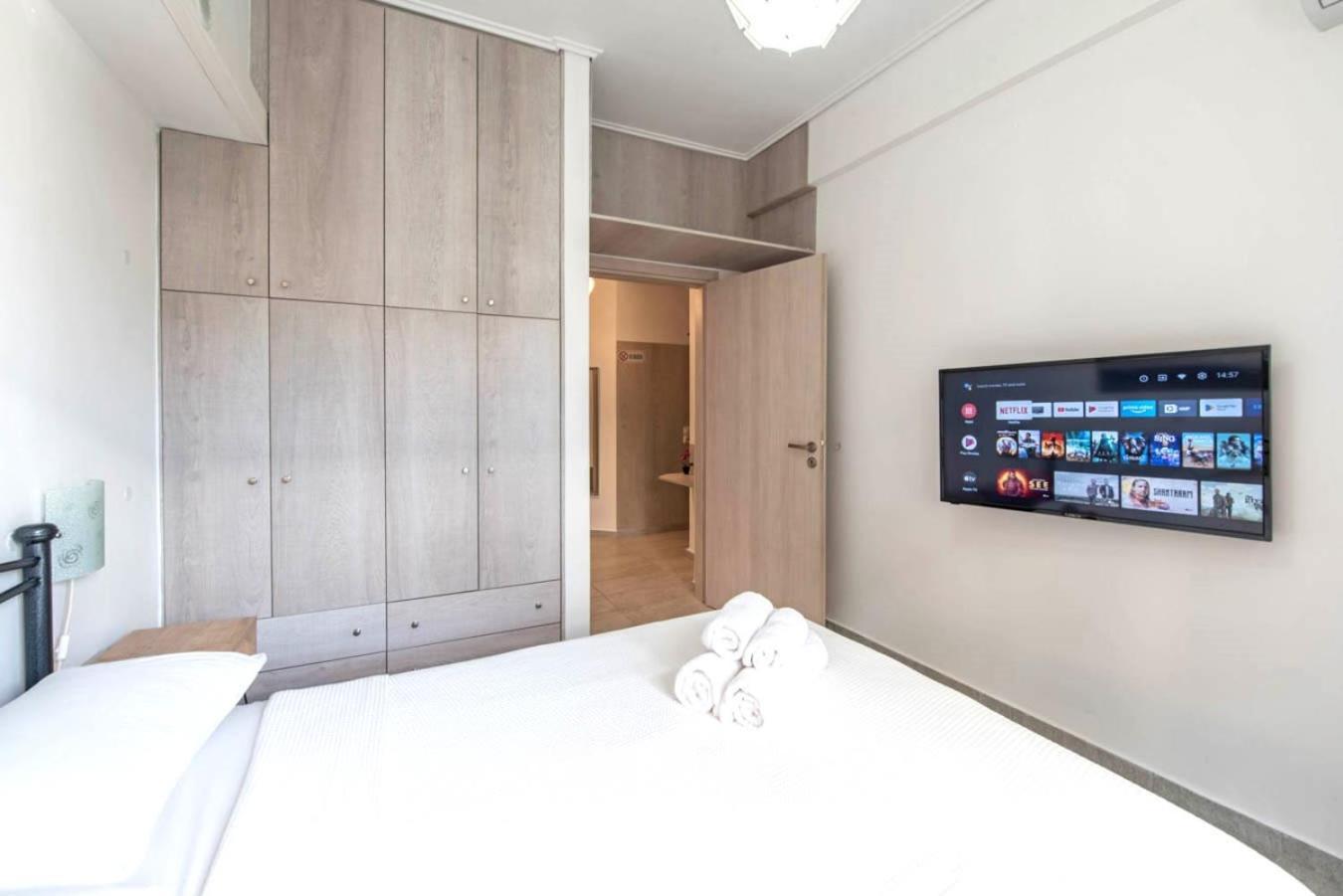 Lovely In The Center Of Apartment *